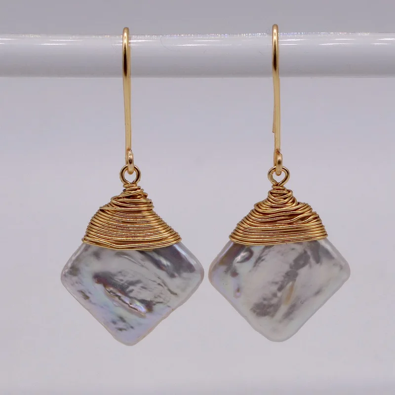 Handmade baroque pearl earrings baroque pearl flat square pure copper plated 100% handmade 
Handmade baroque pearl earrings baroque pearl flat square pure copper plated 100% handmade