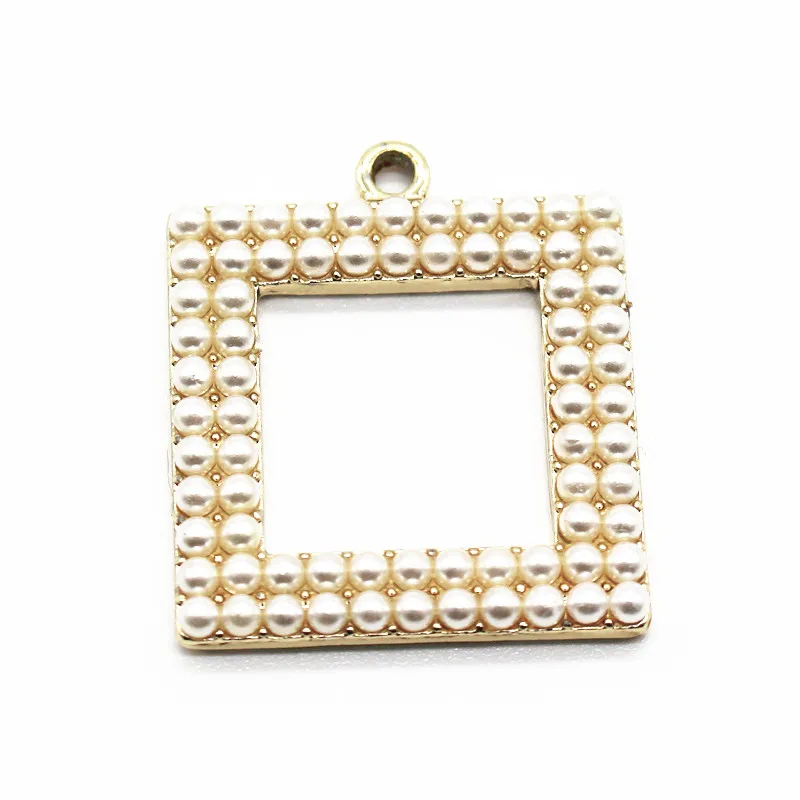 Hot selling 20pcs/lot golden square Dangle Charms Lobster Clasp Hanging Charm For Bracelet&Pendant Floating Charms Jewelry
Hot selling 20pcs/lot golden square Dangle Charms Lobster Clasp Hanging Charm For Bracelet&Pendant Floating Charms Jewelry