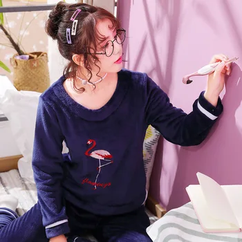 Pyjamas Women Two Piece Suit Winter Embroidery Flamingo Pajamas Thick Warm Flannel Stitch Homewear 2019 Top Homewear Clothes
Pyjamas Women Two Piece Suit Winter Embroidery Flamingo Pajamas Thick Warm Flannel Stitch Homewear 2019 Top Homewear Clothes