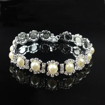 Pet Cat Shiny Rhinestone Necklace Adjustable Pet Decorative Collar for Dogs Cats Imitation Pearl Design Size S M L
Pet Cat Shiny Rhinestone Necklace Adjustable Pet Decorative Collar for Dogs Cats Imitation Pearl Design Size S M L