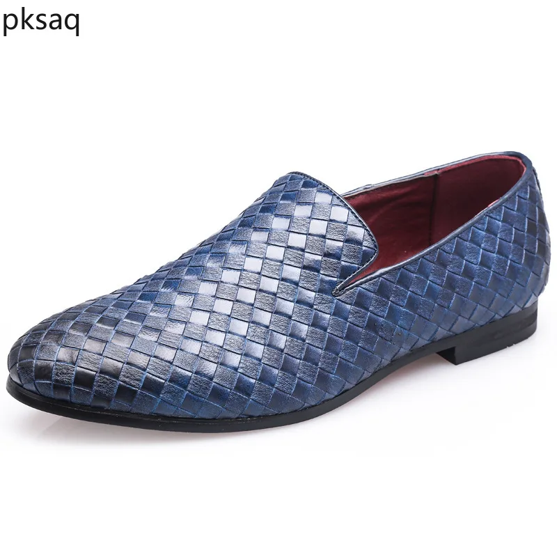 Spring Autumn Men Shoes Wedding Leather Shoes Fashion Oxford brogue Shoes pointed toe slip on work barber shoes big size 38-48
Spring Autumn Men Shoes Wedding Leather Shoes Fashion Oxford brogue Shoes pointed toe slip on work barber shoes big size 38-48