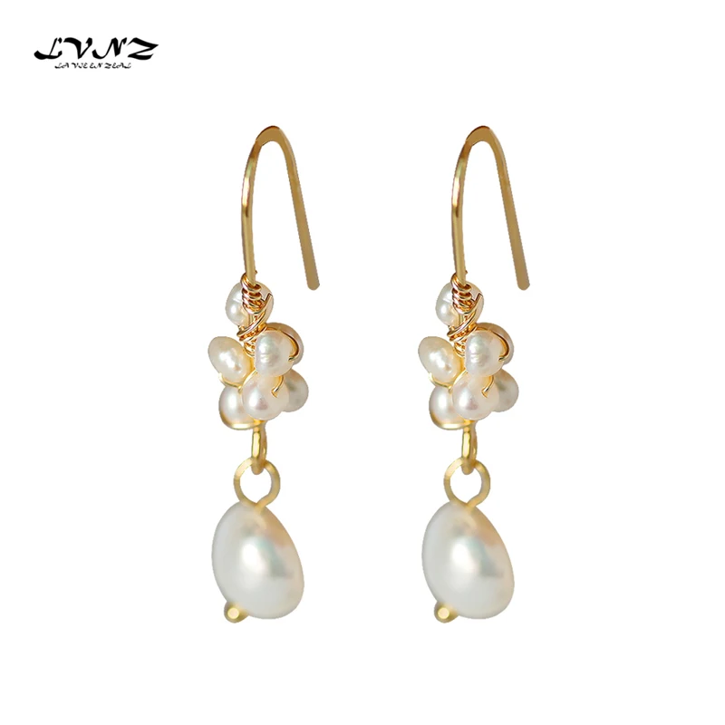 LVNZ 2019 New Hot Fashion Freshwater Pearls Long Casual Popular Drop Earrings For Women Trendy Elegant Party Jewelry 7052c
LVNZ 2019 New Hot Fashion Freshwater Pearls Long Casual Popular Drop Earrings For Women Trendy Elegant Party Jewelry 7052c
