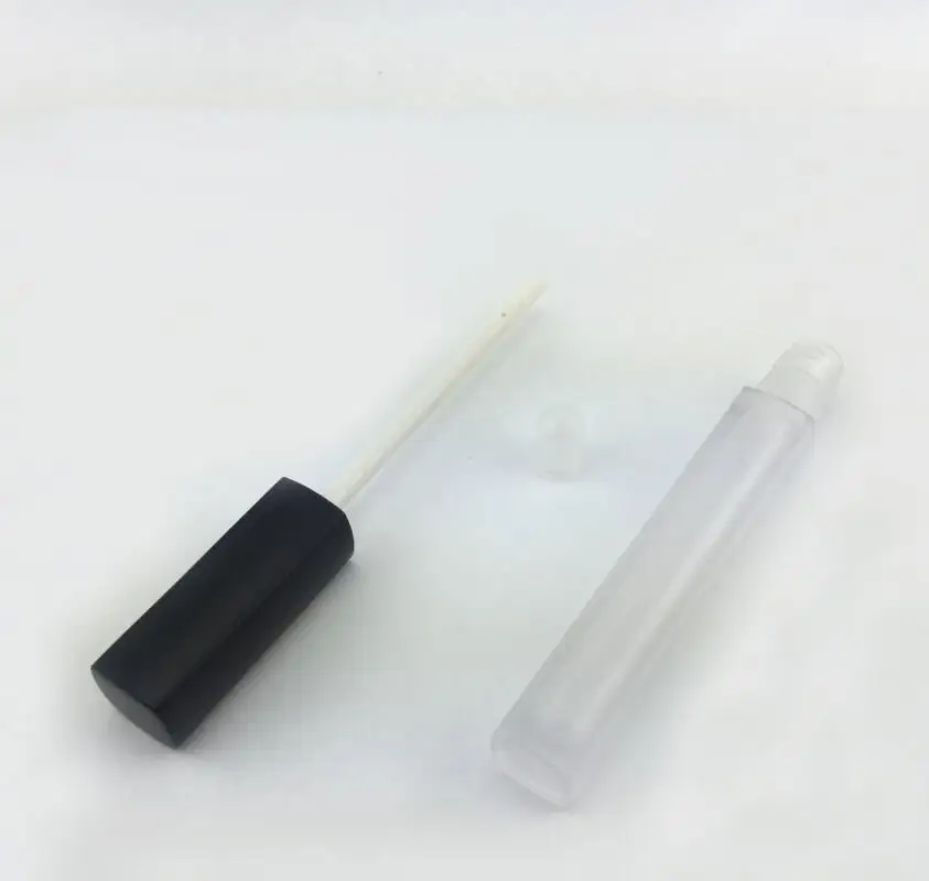 2017 New 200pcs 4 ml empty clear lip gloss containers square shape cap, 4 ml empty lip gloss tube
2017 New 200pcs 4 ml empty clear lip gloss containers square shape cap, 4 ml empty lip gloss tube