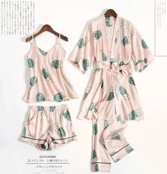 2019 New Satin Silk Women V-neck Medium Long Robe Lace-up Plants Print Sexy Lingerie Sleepwear Nightwear 4 Piece Pajama Sets
2019 New Satin Silk Women V-neck Medium Long Robe Lace-up Plants Print Sexy Lingerie Sleepwear Nightwear 4 Piece Pajama Sets