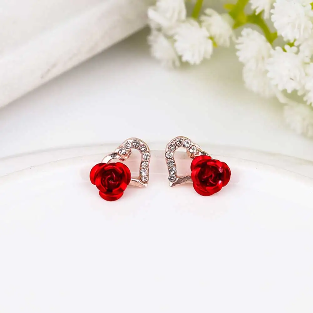 KISSWIFE New Hot earrings Fine Fashion Gold Color Rhinestones Heart-shaped Flower Rose Roses Earrings Rods for Women Gift 
KISSWIFE New Hot earrings Fine Fashion Gold Color Rhinestones Heart-shaped Flower Rose Roses Earrings Rods for Women Gift