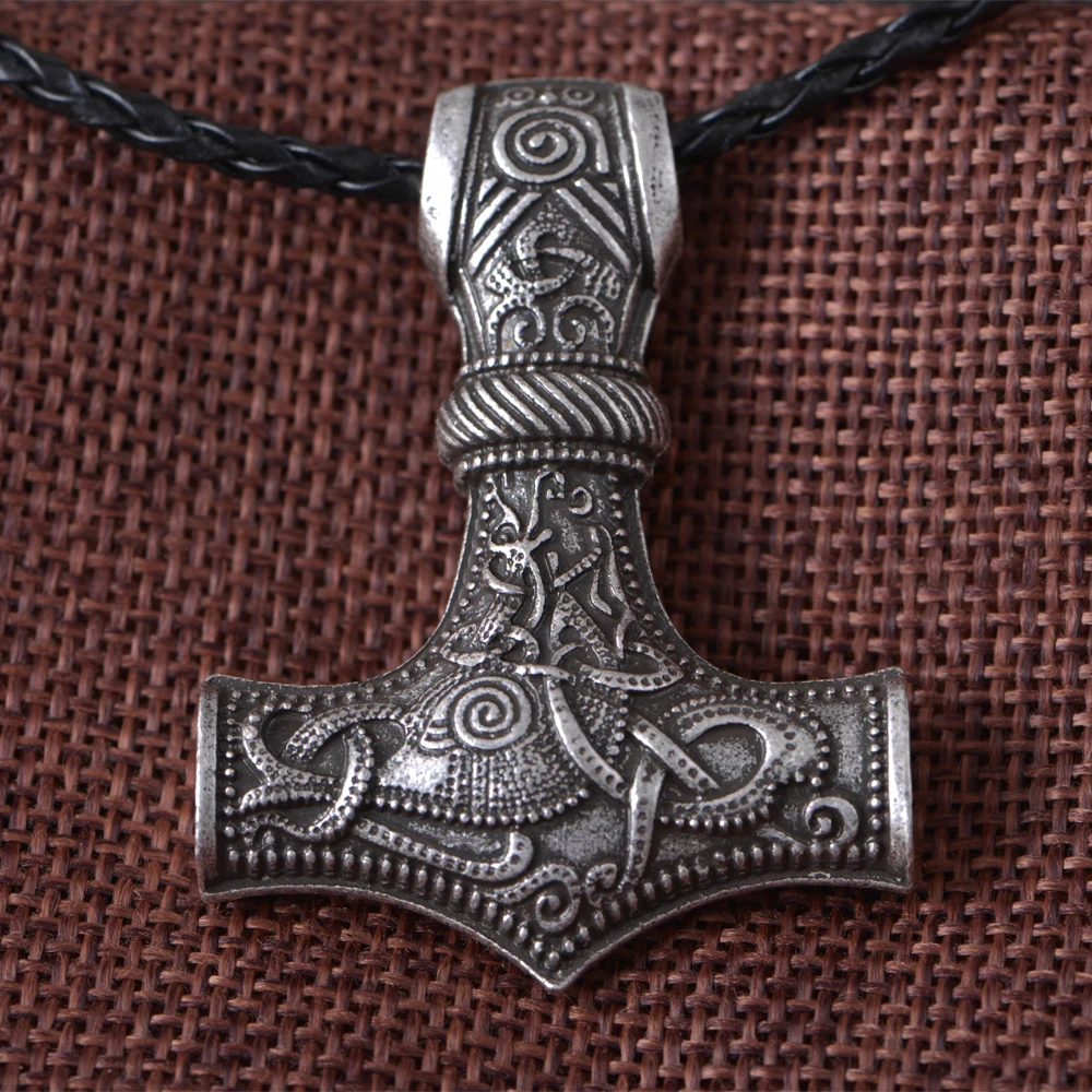 LANGHONG Legendry Thor's Hammer Necklace Norse Viking Thor's Hammer with God's Horn Necklace Jewelry Talisman
LANGHONG Legendry Thor's Hammer Necklace Norse Viking Thor's Hammer with God's Horn Necklace Jewelry Talisman