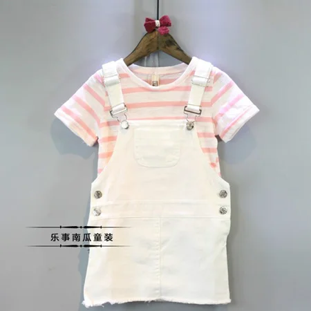 Baby Girl Summer New Children's Clothing Stripe T-shirt + Cowboy Shoulder-straps Children Two Suits
Baby Girl Summer New Children's Clothing Stripe T-shirt + Cowboy Shoulder-straps Children Two Suits