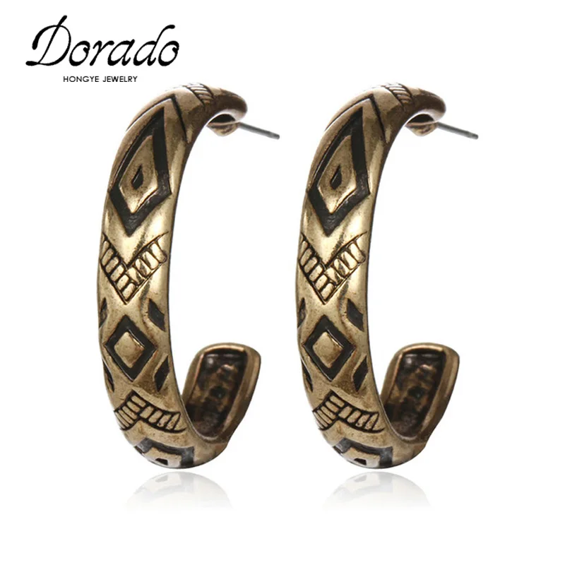 Vintage Carving Stud Earrings For Women Antique Gold Silver Color Alloy Female Earring Fashion Ear Jewelry Brincos
Vintage Carving Stud Earrings For Women Antique Gold Silver Color Alloy Female Earring Fashion Ear Jewelry Brincos