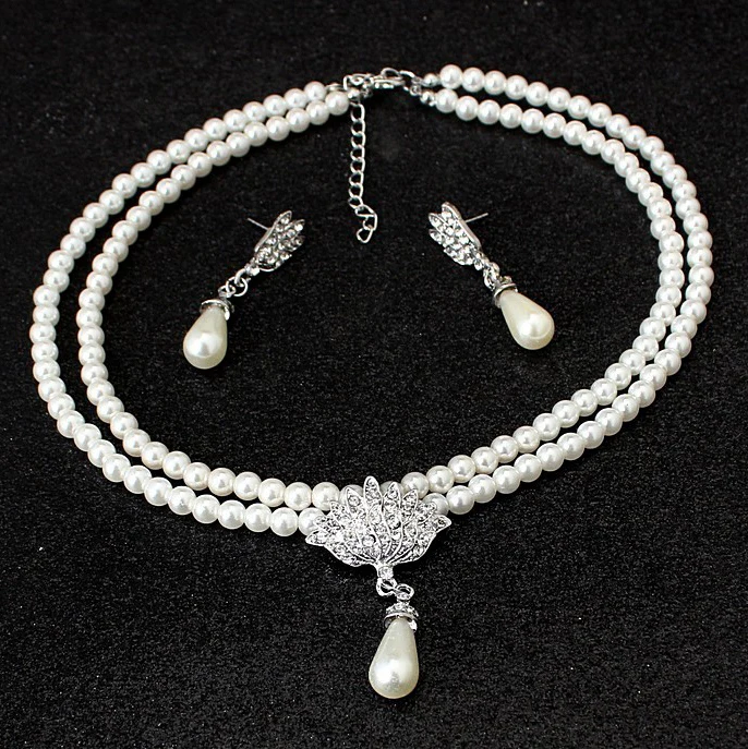 Women's Hot Sale Fashion Water Drop Pearl Pendants Necklace And Drop Earring For Women Crystal Set Bridal Wedding Jewelry Sets
Women's Hot Sale Fashion Water Drop Pearl Pendants Necklace And Drop Earring For Women Crystal Set Bridal Wedding Jewelry Sets