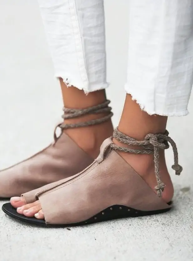 New Women's Shoes Spring And Autumn Comfortable Ladies Casual Flat Sandals Large Size 35-43
New Women's Shoes Spring And Autumn Comfortable Ladies Casual Flat Sandals Large Size 35-43