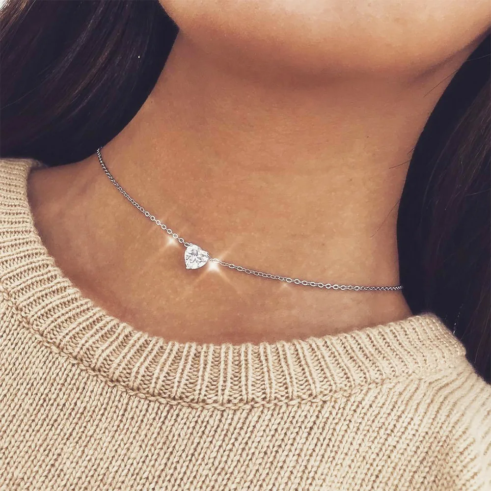 Fashion Zircon Heart Necklace Pendant Female Gold Sliver Short Chain Necklace Pendant Necklace Crystal Heart Necklace Chocker
Fashion Zircon Heart Necklace Pendant Female Gold Sliver Short Chain Necklace Pendant Necklace Crystal Heart Necklace Chocker