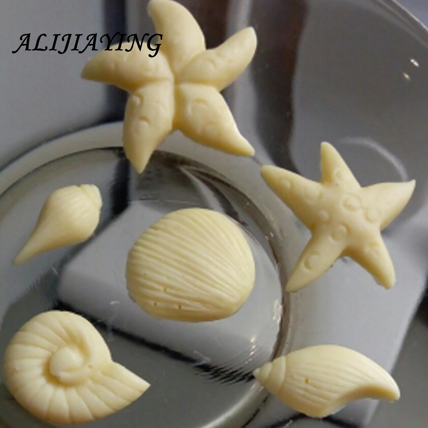 Sea creatures conch starfish shell flip cake silicone mold DIY chocolate mold kitchen cake decoration tools D0240
Sea creatures conch starfish shell flip cake silicone mold DIY chocolate mold kitchen cake decoration tools D0240