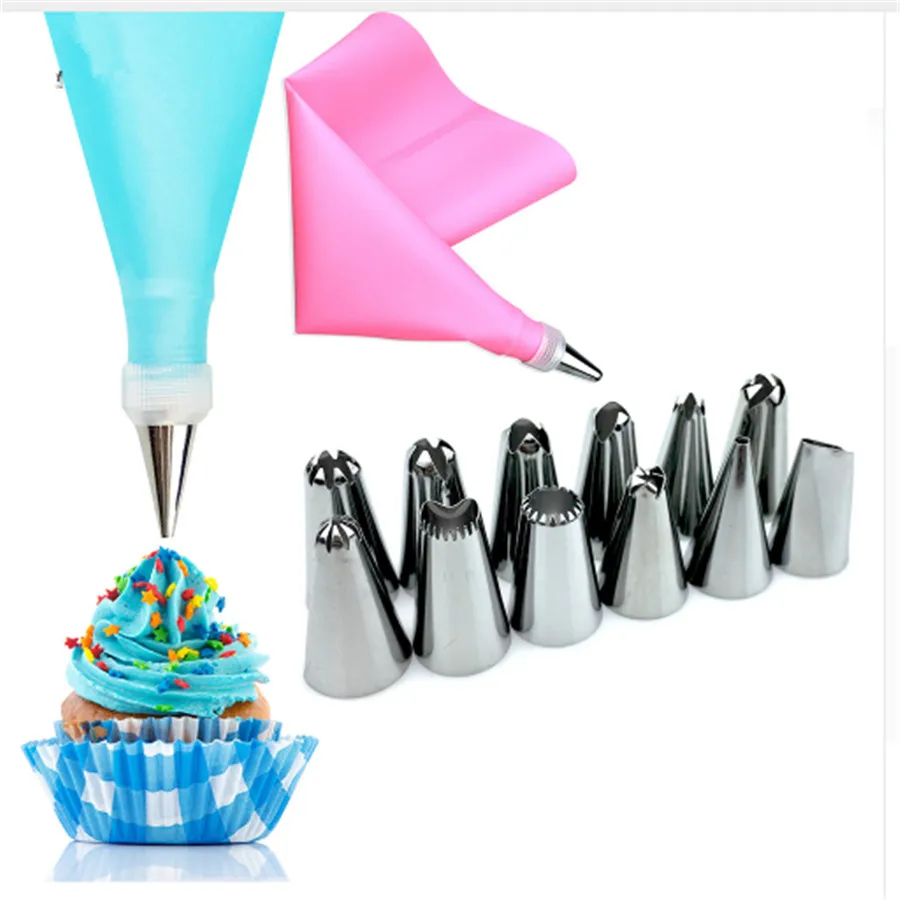 DUOLVQI 14PCS/Set Silicone Icing Piping Cream Pastry Bag +12PCS Stainless Steel Nozzle Cake Decorating Tools Silicone Tools
DUOLVQI 14PCS/Set Silicone Icing Piping Cream Pastry Bag +12PCS Stainless Steel Nozzle Cake Decorating Tools Silicone Tools