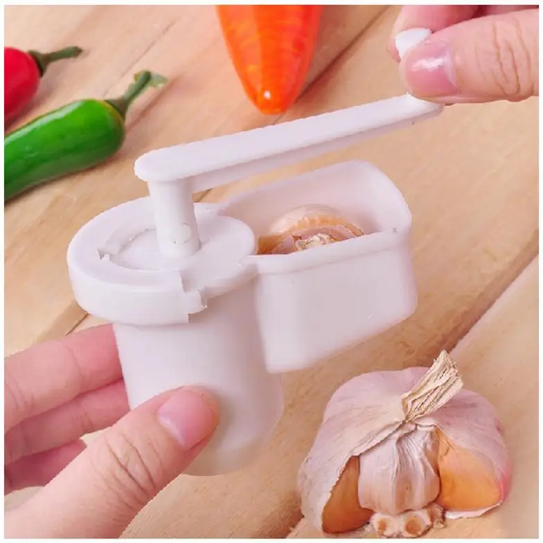 

New Garlic Ginger Shredder Cutter Hand Driven Handle Presser Kitchen Tool Helper FFY #55561