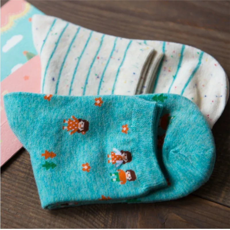 2 pair/lot Fall and Winter Cute Little Boys and Girls Pattern Cartoon Short Socks Girls Ladies Striped Socks Random Pattern
2 pair/lot Fall and Winter Cute Little Boys and Girls Pattern Cartoon Short Socks Girls Ladies Striped Socks Random Pattern