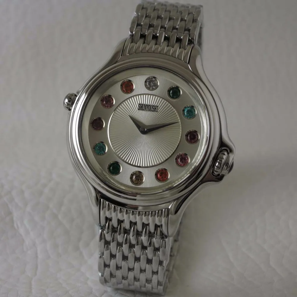 WG04184 Women's Watches Top Brand Runway Luxury European Design Quartz Wristwatches
WG04184 Women's Watches Top Brand Runway Luxury European Design Quartz Wristwatches