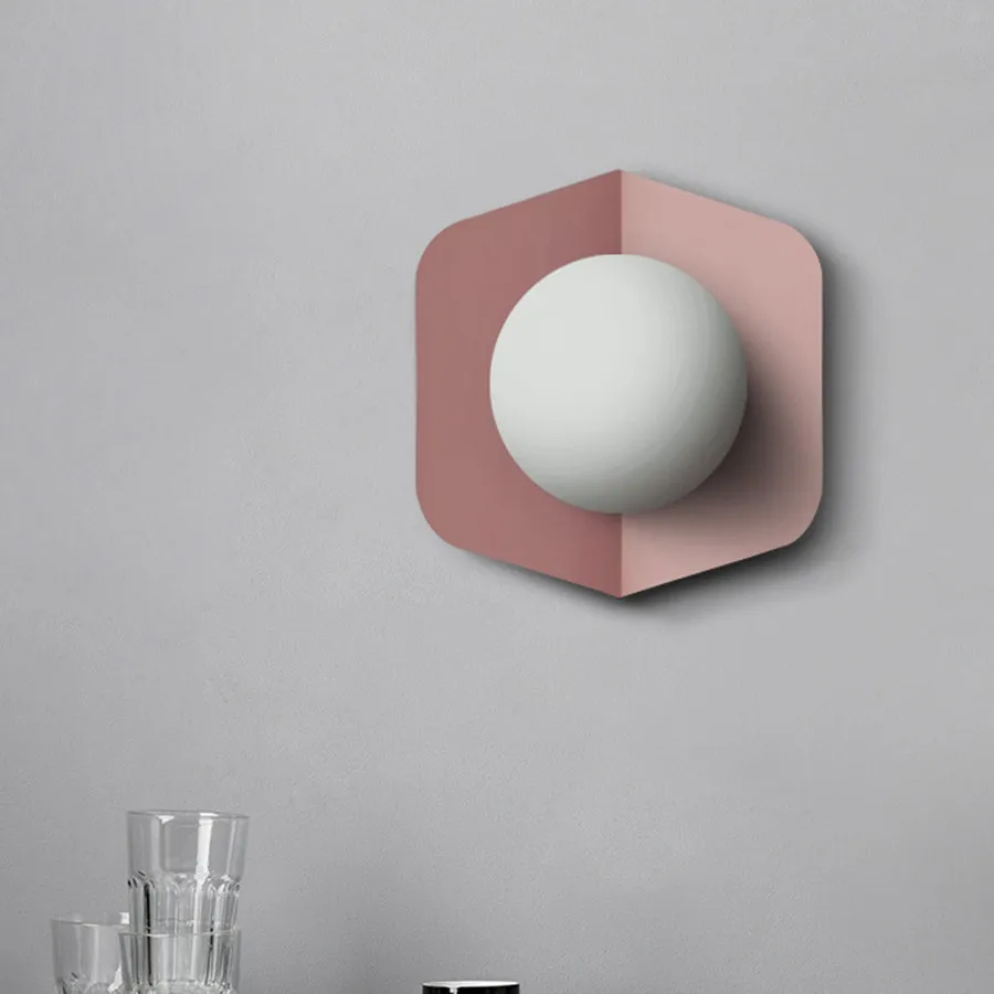 4478171905_1637540297