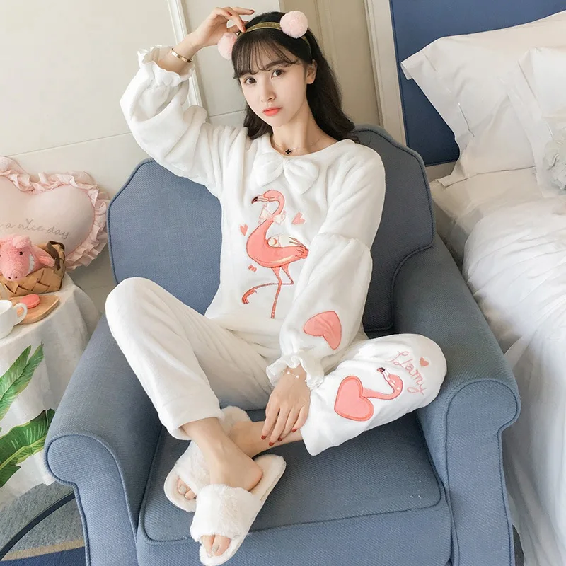 JINUO Women's Winter Flannel Long-Sleeved Home Service Cartoon Lovely Rabbit Flamingo Warm Pajama Set | Женская одежда