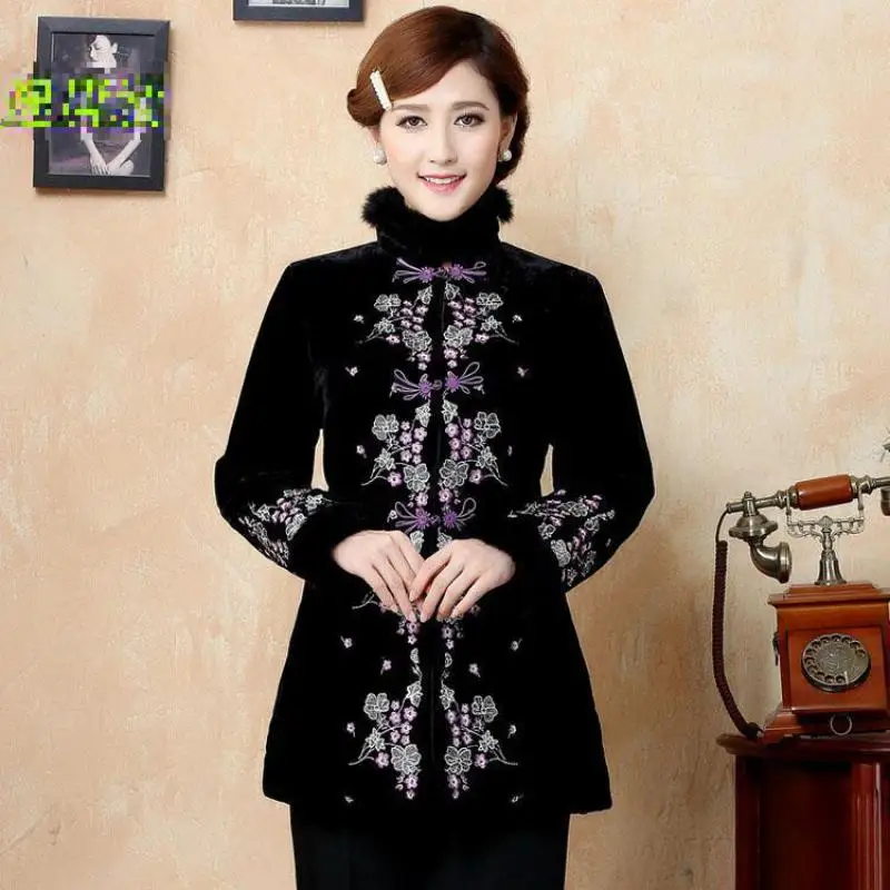 Black Embroidery Flower Long Sleeve Coat Lady Velvet Warm Outwear M-4XL Women High Quality Rabbit Fur Collar Winter Warm Jacket
Black Embroidery Flower Long Sleeve Coat Lady Velvet Warm Outwear M-4XL Women High Quality Rabbit Fur Collar Winter Warm Jacket
