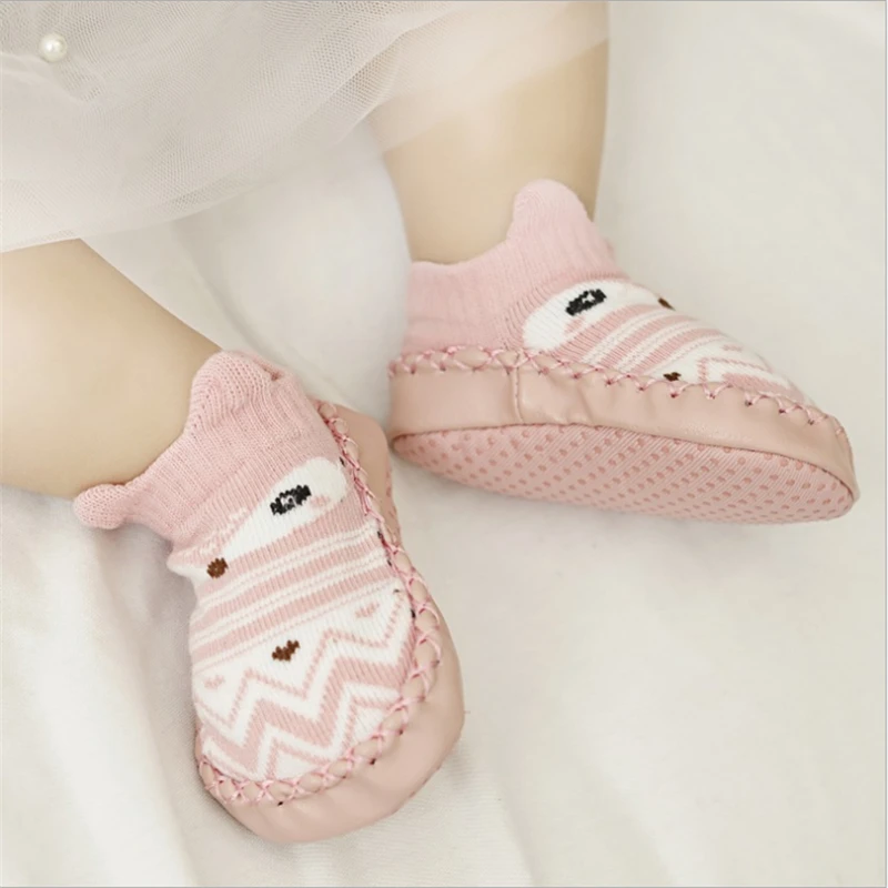 High Quality Anti-slip Comfortable Baby Socks With Rubber Soles Autumn Winter Children Socks Shoes For Infants
High Quality Anti-slip Comfortable Baby Socks With Rubber Soles Autumn Winter Children Socks Shoes For Infants