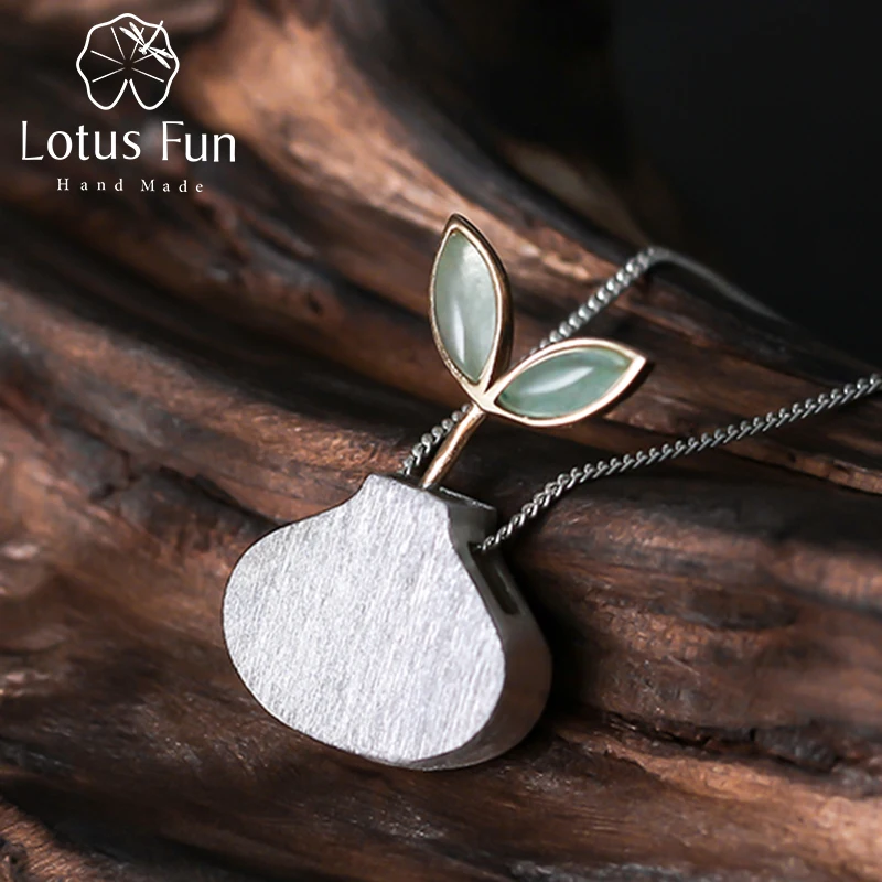 Lotus Fun Real 925 Sterling Silver Natural Aventurine Handmade Fine Jewelry Spring in the Air Leaf Pendant without Chain Women
Lotus Fun Real 925 Sterling Silver Natural Aventurine Handmade Fine Jewelry Spring in the Air Leaf Pendant without Chain Women