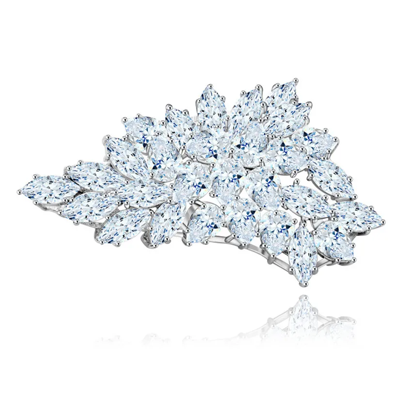 Charm Women Big Flower Cubic Zirconia Crystal Brooches Vintage Wedding Party Jewelry Girl OL style Accessories Gift
Charm Women Big Flower Cubic Zirconia Crystal Brooches Vintage Wedding Party Jewelry Girl OL style Accessories Gift