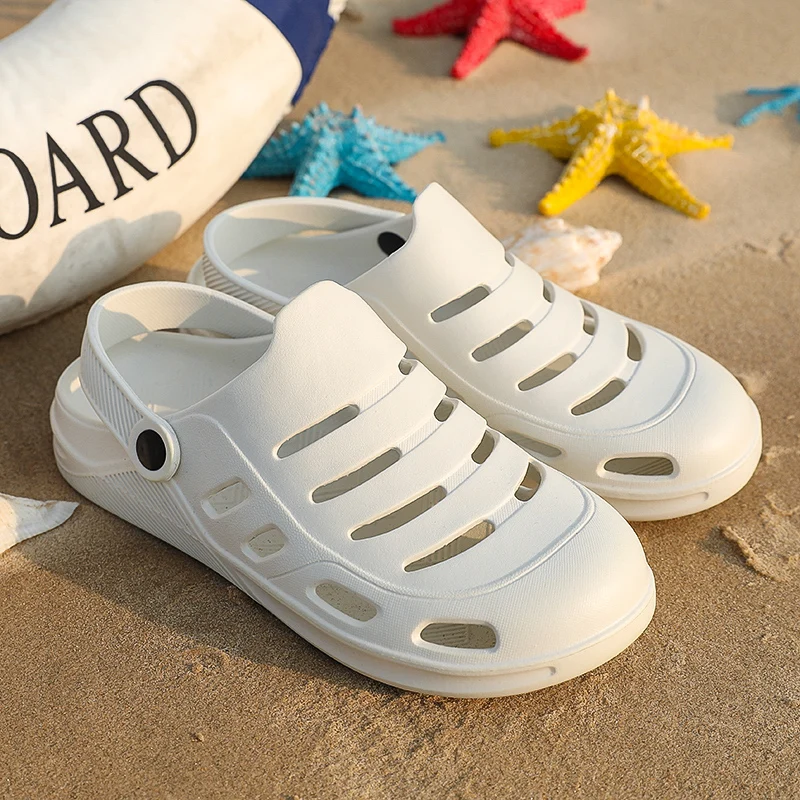 

Men Sandals 2019 Crok Adulto Clogs Crocse Crocks shoes EVA Sandalias Summer Beach Shoes Slippers Cholas hombre Bayaband Croc