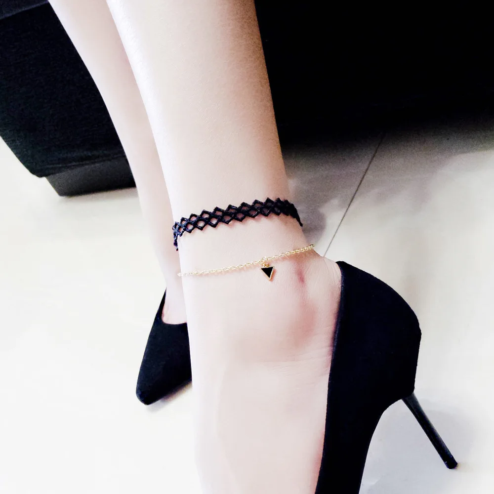 Ladies Fashion Simple Black Lace Ankle Chain Double-layer Pendant Foot Ornaments Female Summer Jewelry Ankle Bracelets for Women
Ladies Fashion Simple Black Lace Ankle Chain Double-layer Pendant Foot Ornaments Female Summer Jewelry Ankle Bracelets for Women