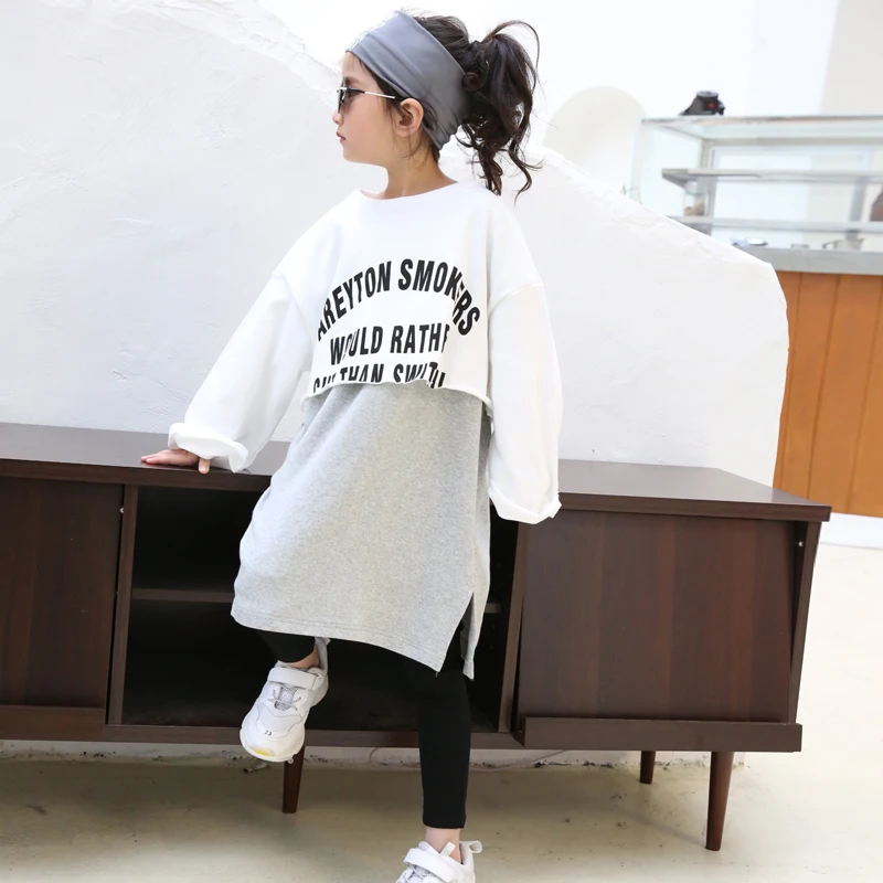 Girls T-shirt 2019 spring new children's stitching letter printing long paragraph casual long-sleeved sweater dress tide
Girls T-shirt 2019 spring new children's stitching letter printing long paragraph casual long-sleeved sweater dress tide