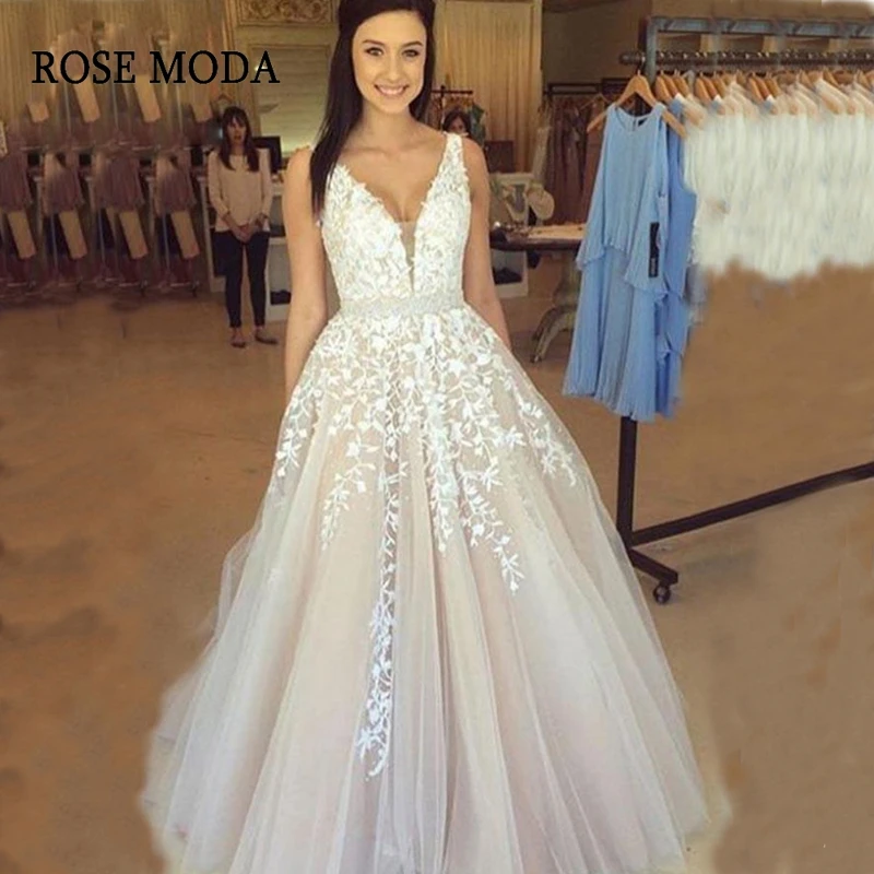 Rose Moda Deep V Neck Lace Wedding Dress 2019 Backless Princess Bridal Dresses Custom Make
Rose Moda Deep V Neck Lace Wedding Dress 2019 Backless Princess Bridal Dresses Custom Make