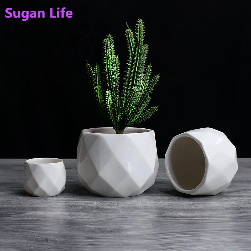 European style Polyhedron White Ceramic Flowerpot Individual Flower Garden Balcony Mini Geometric Fleshy Planter Pot Ornaments
European style Polyhedron White Ceramic Flowerpot Individual Flower Garden Balcony Mini Geometric Fleshy Planter Pot Ornaments