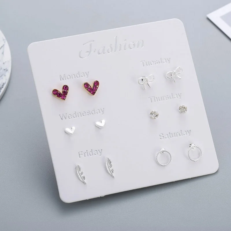 6 Pairs/set One Week Stud Earrings Set For Women 2019 Fashion Red Crystal Heart Round Bow Leaf Silver Earring Mixed Girl Jewelry
6 Pairs/set One Week Stud Earrings Set For Women 2019 Fashion Red Crystal Heart Round Bow Leaf Silver Earring Mixed Girl Jewelry