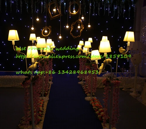 2pieces/lot New charactizing a road leads the wedding party and event stage T stage chandeliers supplies wholesale wedding props
2pieces/lot New charactizing a road leads the wedding party and event stage T stage chandeliers supplies wholesale wedding props