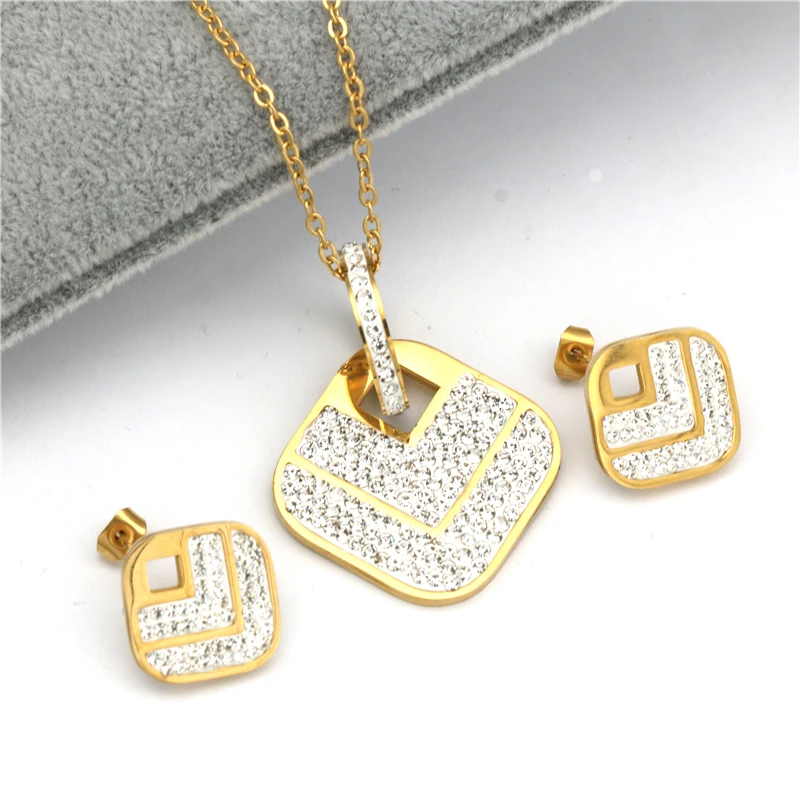 New Big Sale Wedding stainless steel Jewelry Sets for Women Gold Color Necklace and Earring Sets
New Big Sale Wedding stainless steel Jewelry Sets for Women Gold Color Necklace and Earring Sets