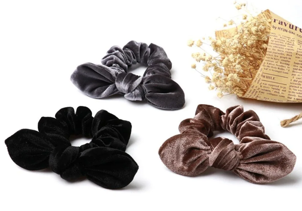 New arrival Fashion women pretty velvet knot bow Hair bands hair scrunchies girl's cute hair Tie Accessories Ponytail Holder
New arrival Fashion women pretty velvet knot bow Hair bands hair scrunchies girl's cute hair Tie Accessories Ponytail Holder