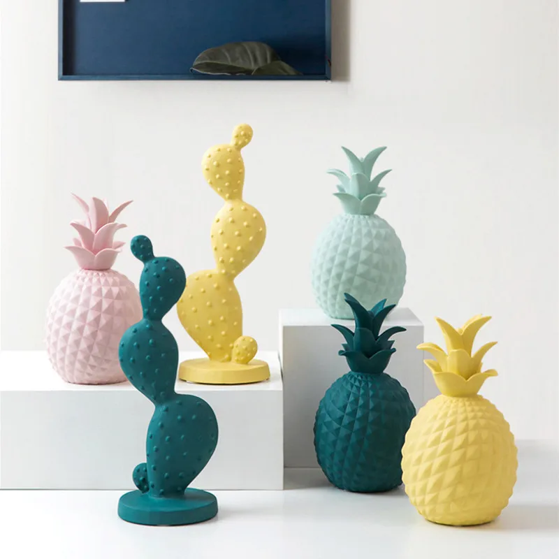 Nordic Ceramic Pineapple Ornaments Ceramic Fruit Model Miniature Model Decorative Crafts Christmas Home Office Decoration Gifts
Nordic Ceramic Pineapple Ornaments Ceramic Fruit Model Miniature Model Decorative Crafts Christmas Home Office Decoration Gifts