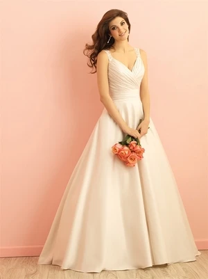 A Line Chapel Train Ivory Elegant Lace Wedding Dress 2015 Cap Sleeves Cheap Bridal Gown Vestidos De Novia Casamento SLW90
A Line Chapel Train Ivory Elegant Lace Wedding Dress 2015 Cap Sleeves Cheap Bridal Gown Vestidos De Novia Casamento SLW90