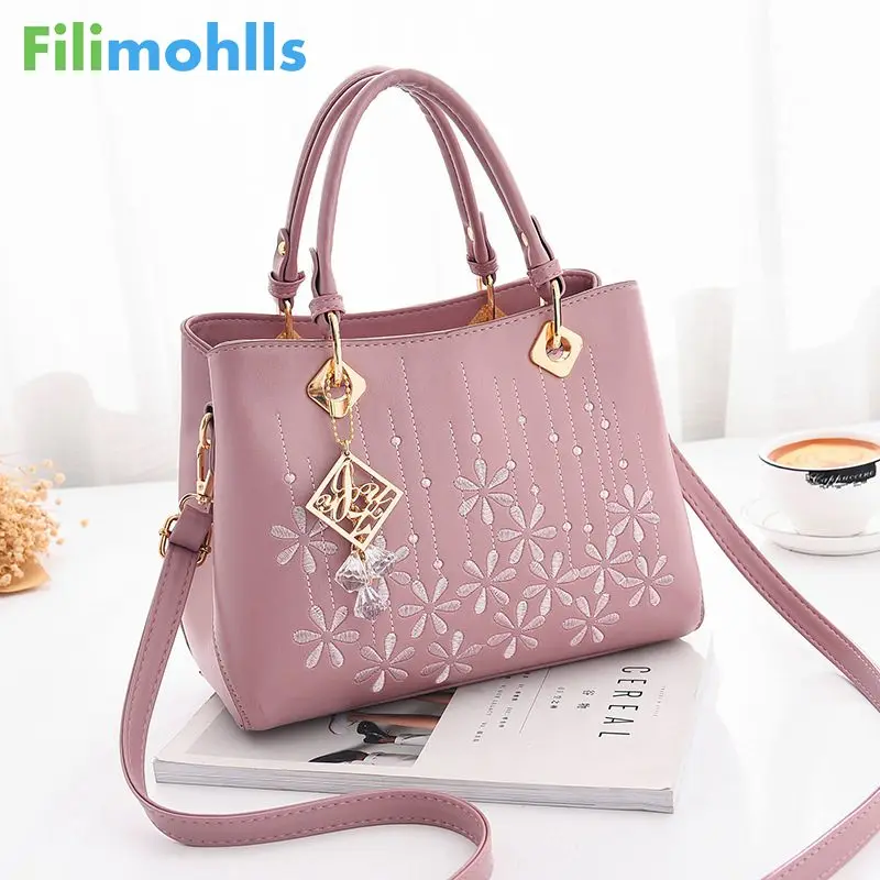 Embroidery Flowers Female bag 2019 new bag sweet lady fashion handbag Messenger shoulder bag leather bags for women S1685
Embroidery Flowers Female bag 2019 new bag sweet lady fashion handbag Messenger shoulder bag leather bags for women S1685