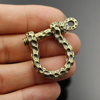 DIY leather craft solid brass material meteor crater design cachette clasp buckle 5pcs/lot
DIY leather craft solid brass material meteor crater design cachette clasp buckle 5pcs/lot
