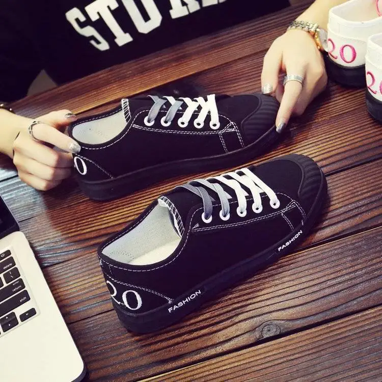 New small white canvas shoes students Korean version of the shoes wild Harajuku ulzzang port-flavored shoes
New small white canvas shoes students Korean version of the shoes wild Harajuku ulzzang port-flavored shoes