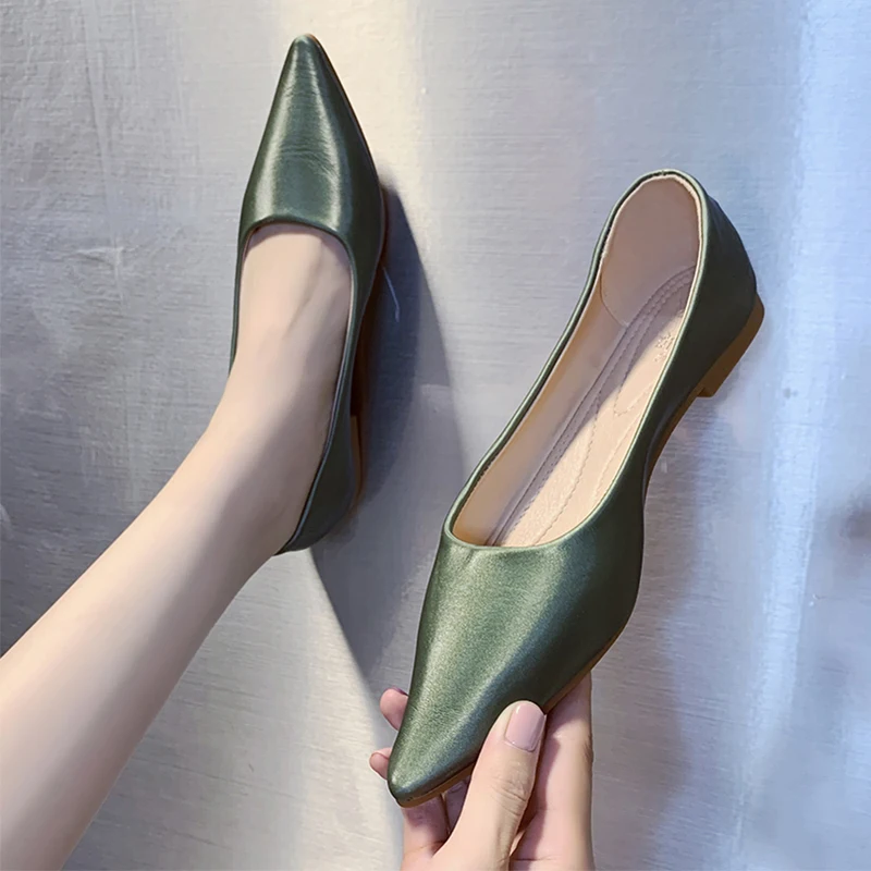 patent leather flat shoes women 2019 summer autumn Ladies Flats Shoes soft Sole loafers weekend Shoes black beige green
patent leather flat shoes women 2019 summer autumn Ladies Flats Shoes soft Sole loafers weekend Shoes black beige green