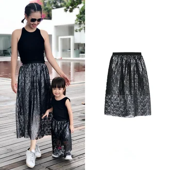 Parent-child Girl Dress Net Red Fashion Silver Process Beautiful Lace Pleated Dress Tutu
Parent-child Girl Dress Net Red Fashion Silver Process Beautiful Lace Pleated Dress Tutu