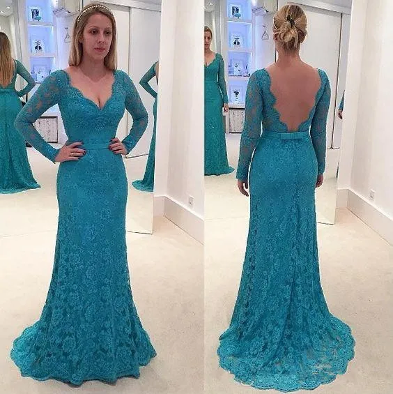 New Arrival Turquoise Lace Mother Dress 2019 Sexy Backless Long Sleeves V Neck Mother of Bride dresses Formal Evening gowns
New Arrival Turquoise Lace Mother Dress 2019 Sexy Backless Long Sleeves V Neck Mother of Bride dresses Formal Evening gowns