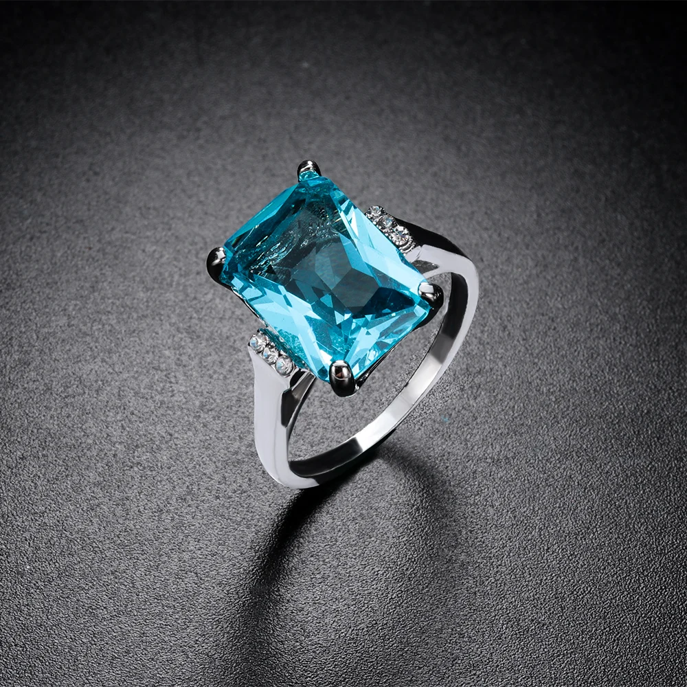 1 PC Big Blue CZ Cubic Zircon Stone Silver Color Rings for Women Fashion Jewelry 2019 New Valentines Day Gift Wedding Ring
1 PC Big Blue CZ Cubic Zircon Stone Silver Color Rings for Women Fashion Jewelry 2019 New Valentines Day Gift Wedding Ring