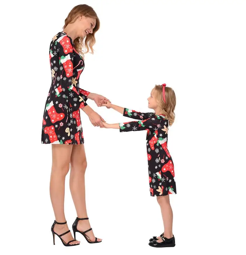 Наряды для мамы и дочки Рождественская одежда наряды с длинным рукавом семейный