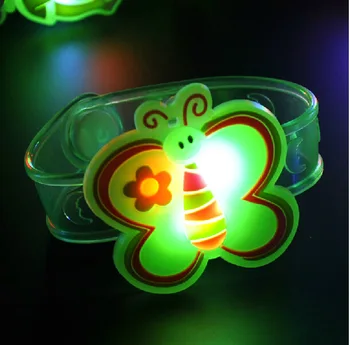 20pcs/lot Soft Jelly Smile Flower Butterfly LED Glowing Bracelet Wristband Kid Toy Birthday Wedding Party Take-home Favors
20pcs/lot Soft Jelly Smile Flower Butterfly LED Glowing Bracelet Wristband Kid Toy Birthday Wedding Party Take-home Favors