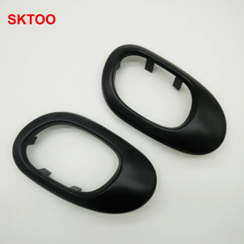 SKTOO 2pcs For Peugeot 206 207 Citroen C2 left and right door handle Door inner handle frame Door handle frame Black
SKTOO 2pcs For Peugeot 206 207 Citroen C2 left and right door handle Door inner handle frame Door handle frame Black