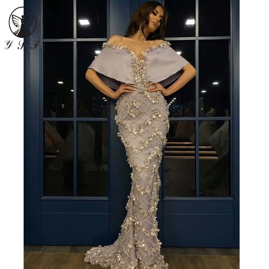 Vintage Evening Dresses Off the Shoulder Sweetheart Cape 3D Flowers Beading Sweep Train Lace Vestidos De Fiesta 2019
Vintage Evening Dresses Off the Shoulder Sweetheart Cape 3D Flowers Beading Sweep Train Lace Vestidos De Fiesta 2019