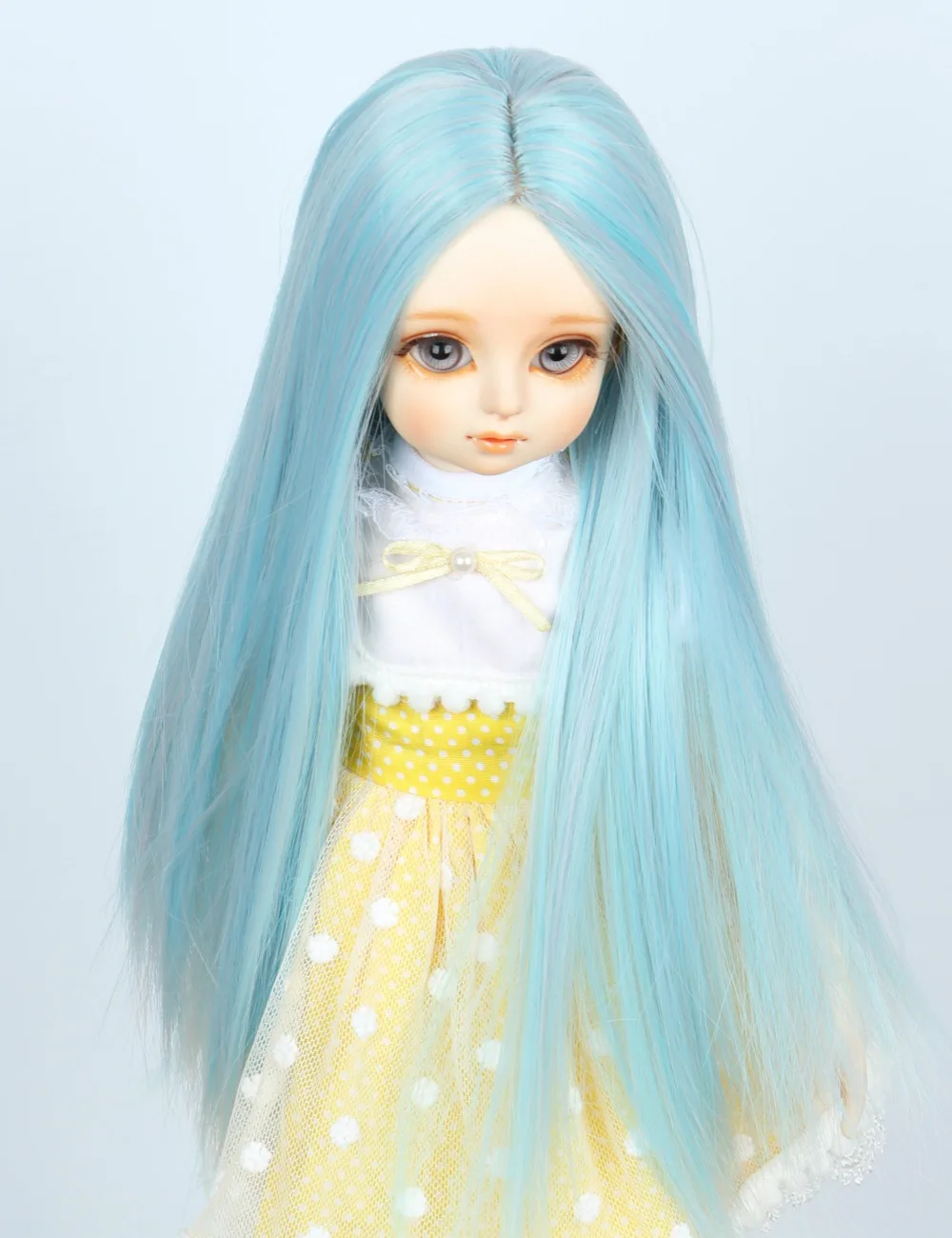1/3 BJD Wig Pullip Dal DD SD LUT Dollfie Doll Wig High Temperature Hair 8-9 inch Long Blue Wig centre parting
1/3 BJD Wig Pullip Dal DD SD LUT Dollfie Doll Wig High Temperature Hair 8-9 inch Long Blue Wig centre parting