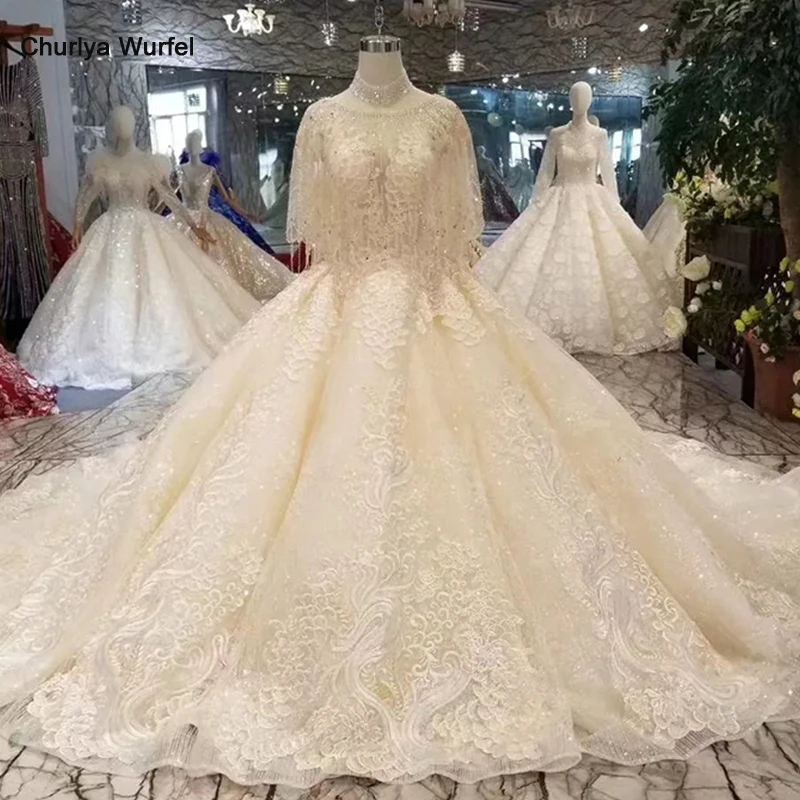 LSS409 luxury ball gown wedding dress with little cape o-neck cap sleeves lace up back appliques wedding gown with collar chain
LSS409 luxury ball gown wedding dress with little cape o-neck cap sleeves lace up back appliques wedding gown with collar chain
